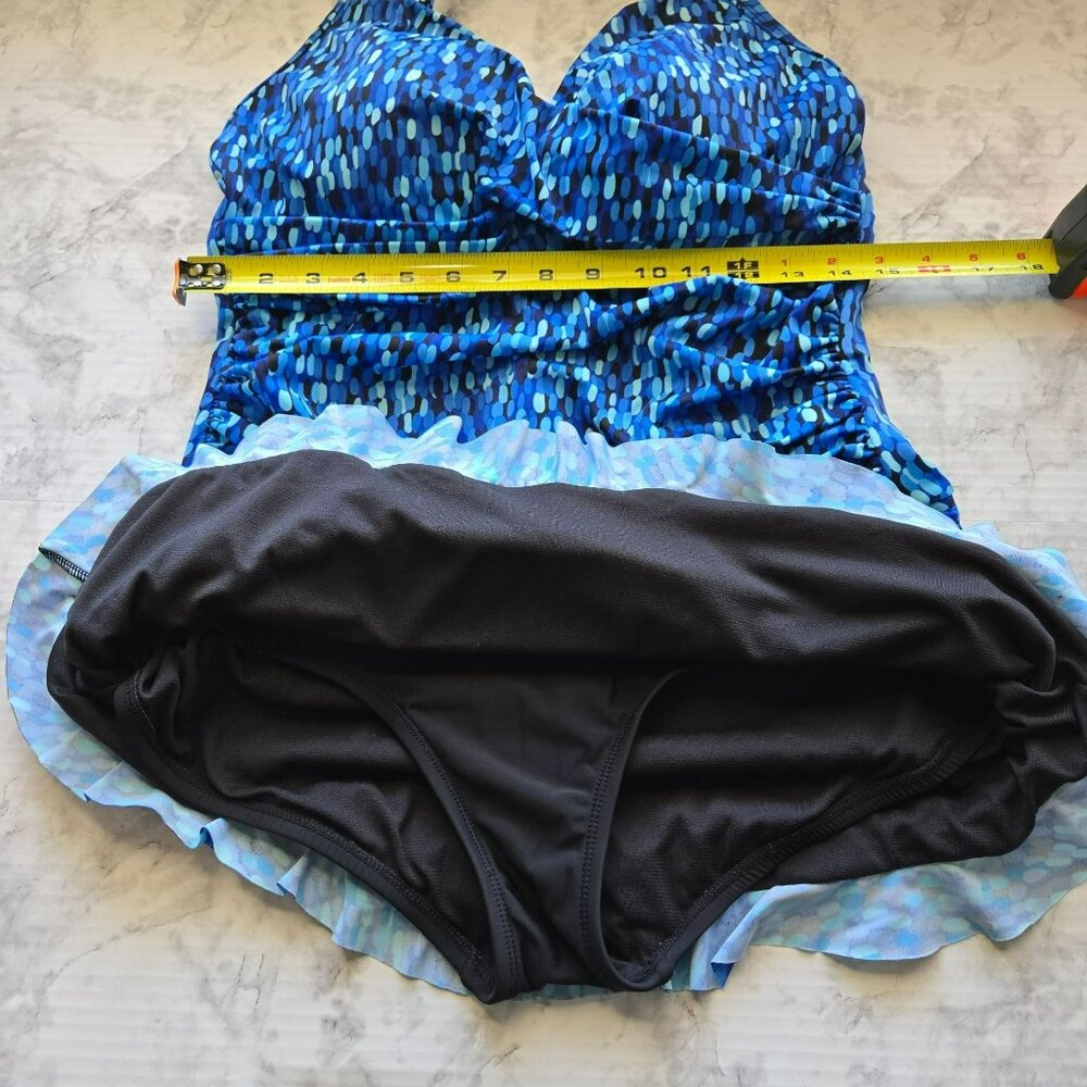 Croft and Barrow Swim Dress - Picture 3 of 9